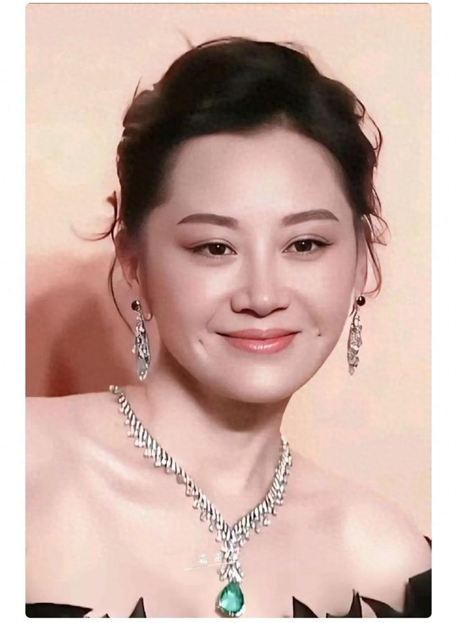 皇马认栽正式退出!曝巴萨与罗德里达协议 报价6000万欧与曼城谈判