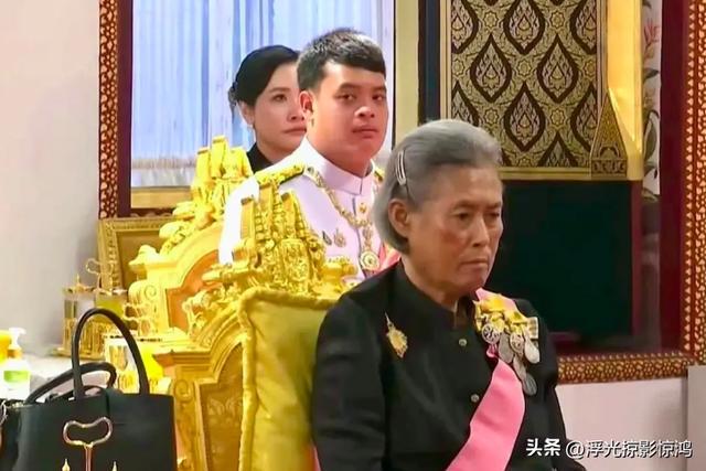 为前东家助阵，留洋球员徐彬重回青岛西海岸大学城体育场观战