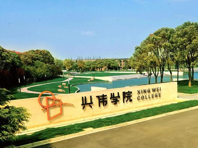 俄罗斯前防长谢尔盖·伊万诺夫去世，普京向其亲属表示慰问