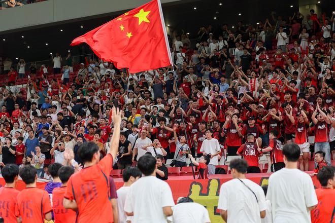 尼克斯时隔五十余年首夺总冠军
