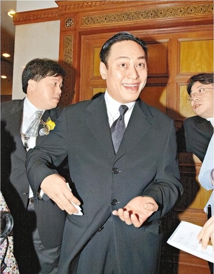 男篮击败荷兰却高兴不起来，杨瀚森表现不佳，郭士强批评王俊杰