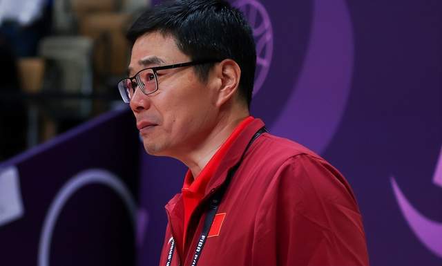 1年600万美金！托马斯豪赌失败，NBA只是一门生意