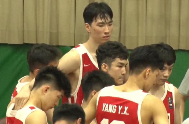 CBA最新消息!争议后卫离开北京首钢,袁堂文确定完成续约