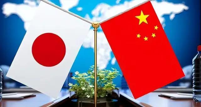郑爽美国近况被曝！扒完她的财务和官司才发现，不是不想国，而是回不来了